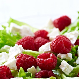 Salade de  Chèvre Frais & Framboise, Quinoa, Pois Chiche et Légumes (Végé)