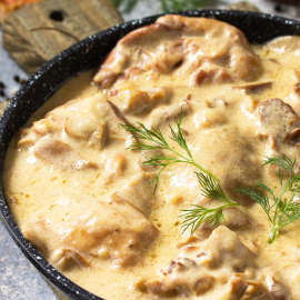 Poulet à la mode Cachemire , Riz Basmati, Haricot Vert, Amandes & Pistaches