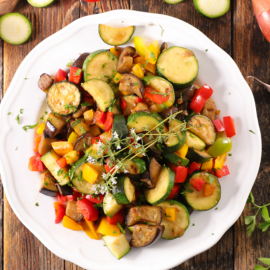 Tagliatelles aux Légumes (Courgette, Tomate, Aubergine , Poivron, Oignons) & Parmesan (Végé)