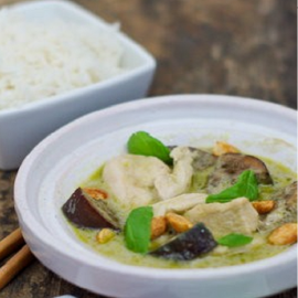 Curry Vert , Riz Basmati, Aubergine Grillée, chou fleur, Epinard, Fruits secs